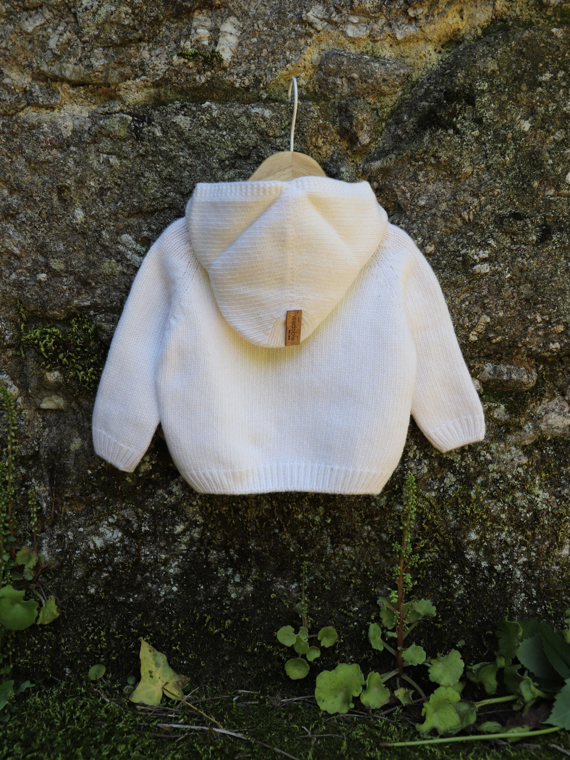 Wedoble Strickjacke mit Kapuze aus Wolle gestrickt | LIEBE IN WINTERTAGEN